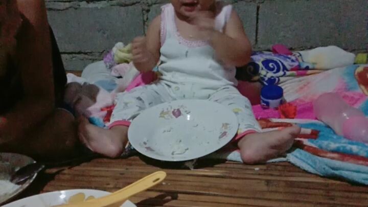 ang batang ayaw mag pa subo