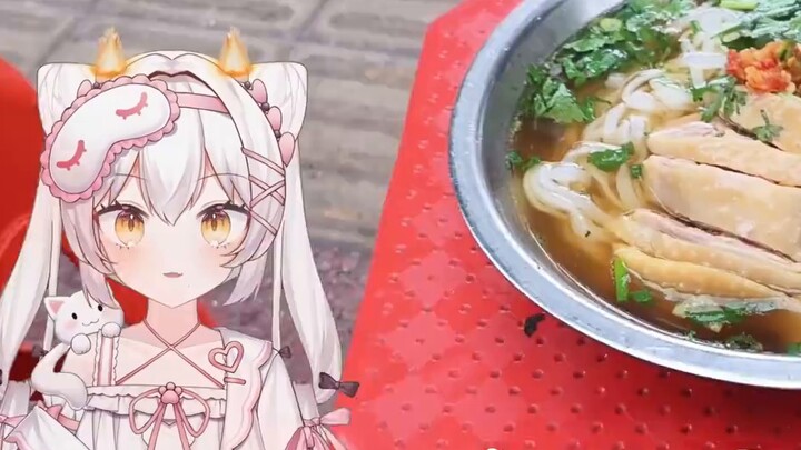 Aksennya bikin ketagihan. Gimana bisa aku kangen rumah kalau lagi kerja?