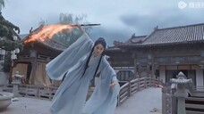 卧槽!这段用枪得打戏也太震撼了!为了护住男主,她以一人之力对抗整个灵族!霸气王爷vs娇夫 与凤行|赵丽颖|林更新