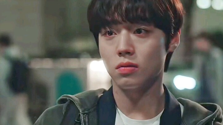 No wonder he loves teasing him—watching him look so dazed is just adorable.