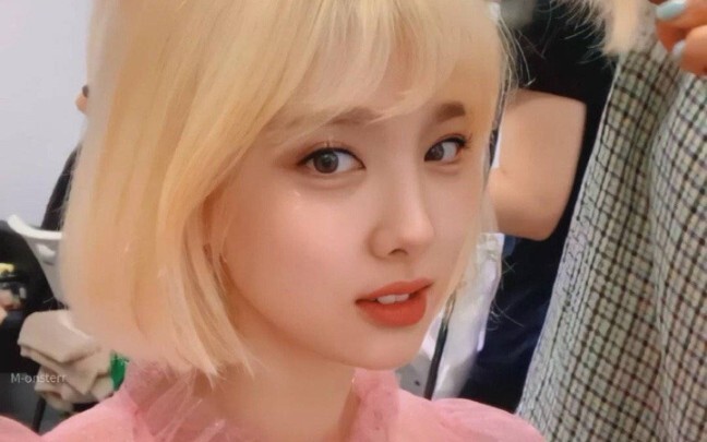 “Energy ≠ Simplicity: In JYP’s early ads, Nayeon almost always took center stage—she’s truly been JY