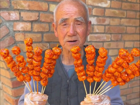Grandpa made candied hawthorns today—Grandpa is just awesome!