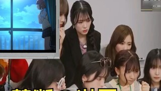 Anggota Liella bersama-sama menonton adegan terkenal Nijigasaki di episode 11