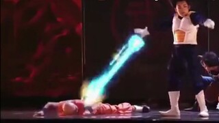 [Foreigners Watch] Dragon Ball Stage Play: Goku's Spirit Bomb Is So Cool! Foreigners Comment and Com