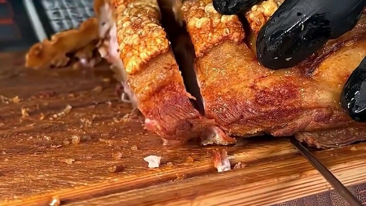 Crispy, Beautiful Pork Belly!