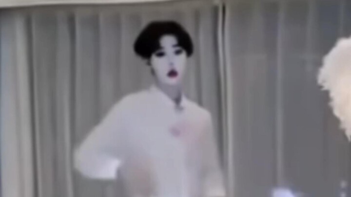 Can men be this beautiful too?