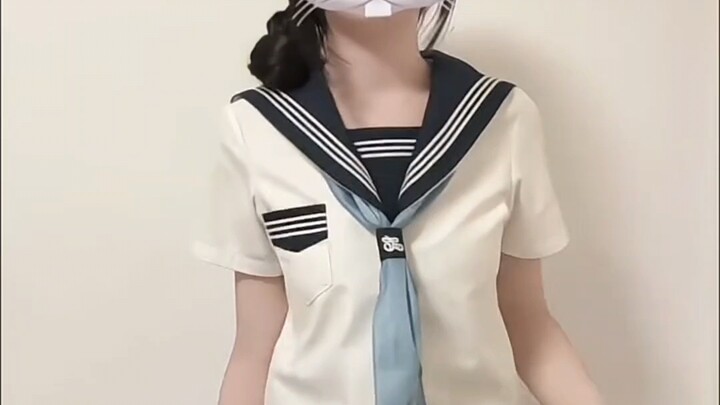 เด็กหญิงมัธยมต้น