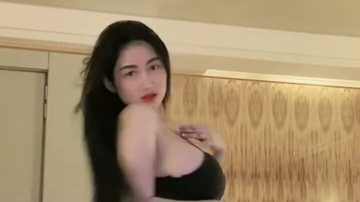 Gak ada niat scroll, tapi videonya segini menggoda 😮