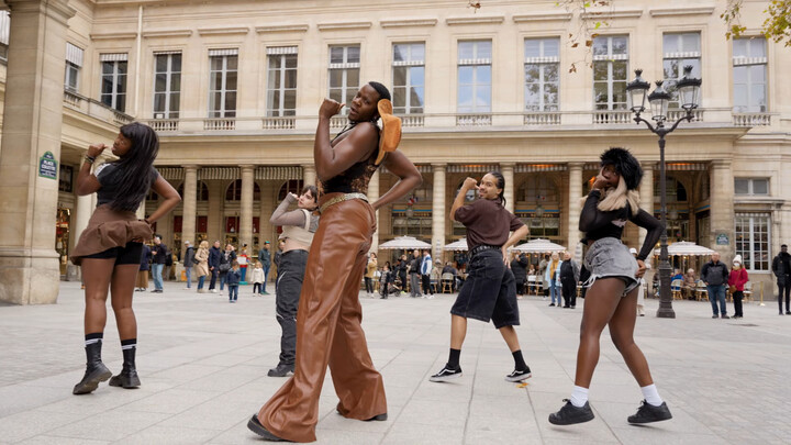 فيديو أداء رقص فرنسي مذهل لـ Jennie - 'Mantra' - KPOP IN PUBLIC PARIS
