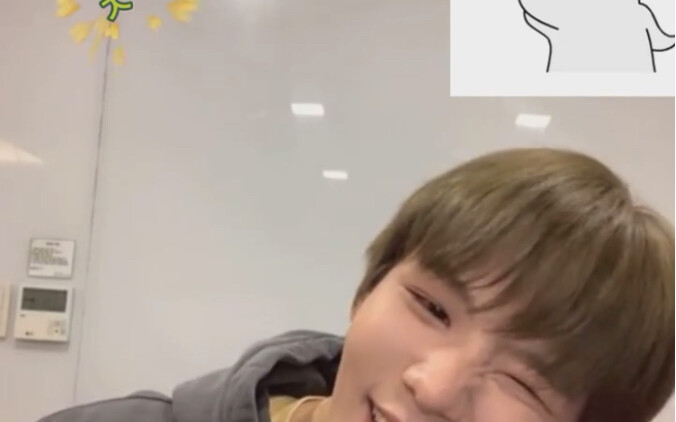 【Shotaro】Đáng yêu cấp độ 100 trong lịch sử!! Cô nàng bắt chước chú sóc chuột hoạt hình!