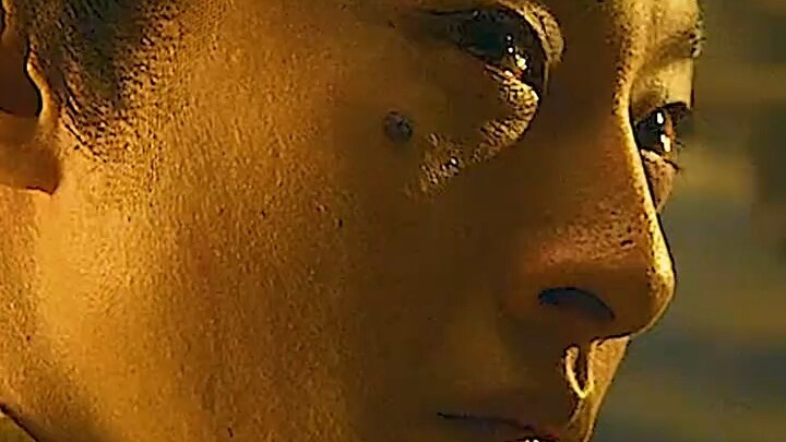 “Longmen Love: The Last Echo of Wuxia Amidst the Yellow Sands of the Great Desert!”