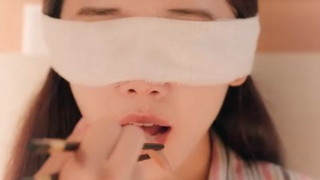 Setelah merawat pacarnya yang buta selama tiga tahun, pemuda itu dikhianati