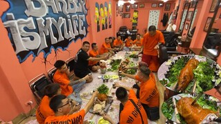 Lợn Quay Cả Con Cùng E Mạnh Barber