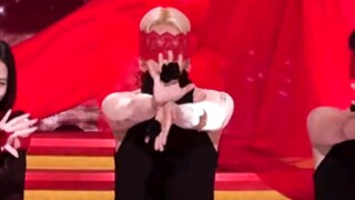 Rekaman langsung tarian pendamping Dony Flower oleh Kwon Young-don: Pria tampan pirang bertali merah