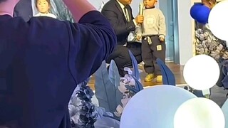 หนูน้อยวัย 5 ขวบพูดคุยกับพิธีกรอย่างกล้าหาญ ประกาศกลางงานว่าจะแต่งงานกับแฟนสาวปีหน้า "ชีวิตประจำวันส