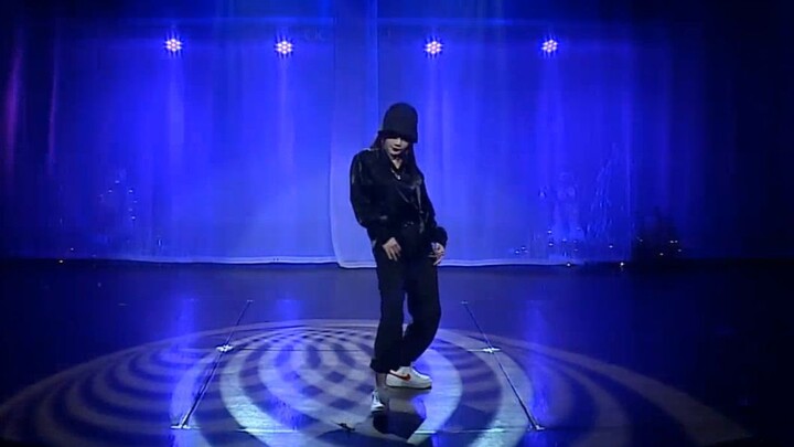 【胡晓慧】不可错过的帅气小虎哥！每个节拍力度都在疯狂心动！圣诞节特别公演《Mmmh》