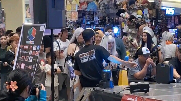 Mualani Coswalk 🦈