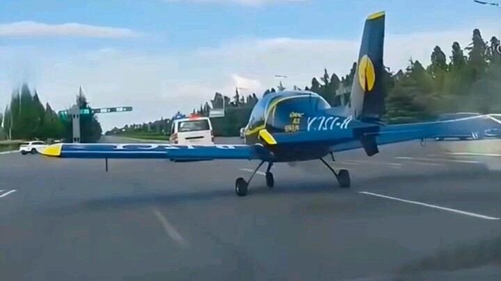 First time seeing a road shared by airplanes and cars