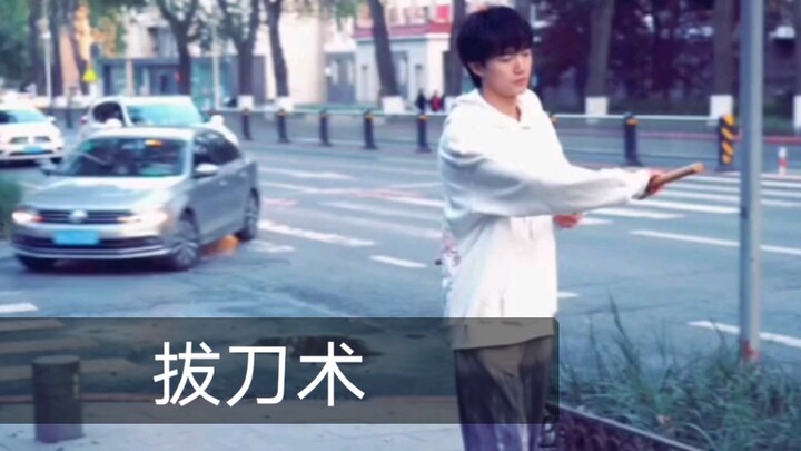 Một mình luyện tập kỹ thuật dao kỳ diệu, rèn luyện cánh tay kỳ lân