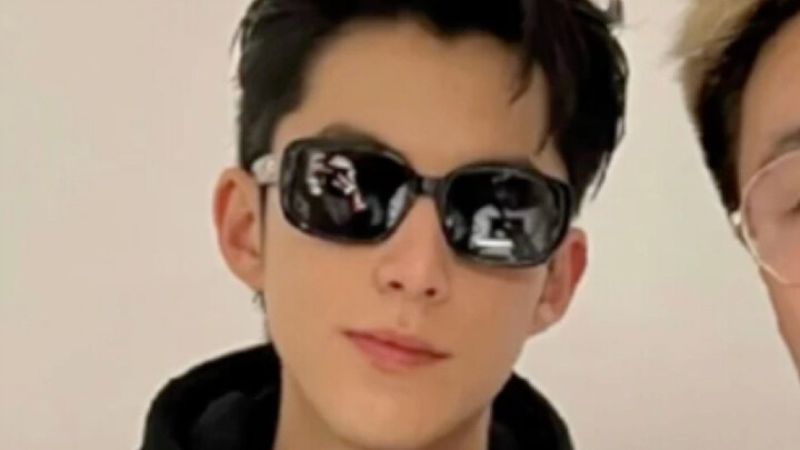 เสียงชื่นชมจากทุกเพศทุกวัยว่าหวังเหอตี้หล่อมากแค่ไหน [ตอนที่ 3]
