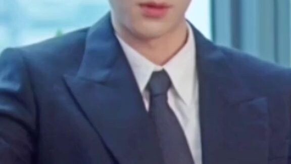 our handsome CEO Shi Yan/Dylan Wang