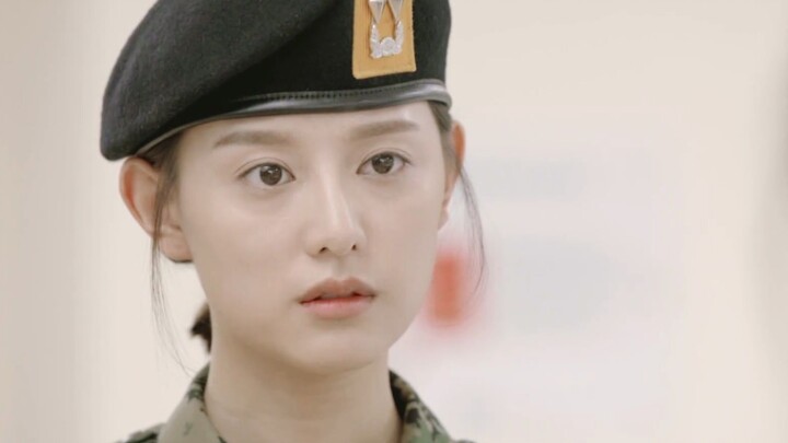 [Kim Ji-won | Yoon Myung-ju Stunning Clip Reel] The gorgeous, chic, and adorable military doctor, Li