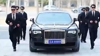 CEOพันล้านแต่งฟ้าแลบกับพยาบาลสาว_ปลอมตั...วสุดท้ายลับแตก!ย่าสั่งลุย