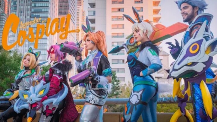 Cosplay đội hình Huyễn Linh (Riven, Vayne, Jinx, Miss Fortune, Sylas)