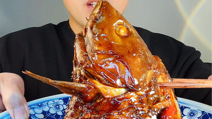 Đại Nha ăn cá, Bilibili vô địch