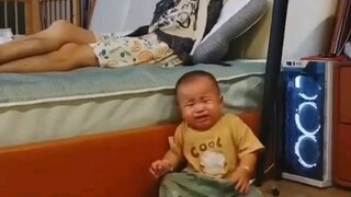 Human babies taming baby bottles