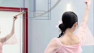 [Gai Gai] Does anyone want the complete version of the "Wing Chun" dance by Qiduo from the "My Youth