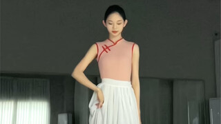 Art students dance cover dance [Into the Painting] The most beautiful thing is Chinese red