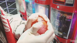 [Kamen Rider Gachapon] When you want to buy a toy for yourself but accidentally buy a toy for the to