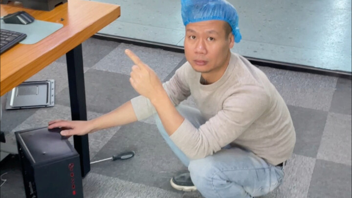 Is this person really good at fixing computers?