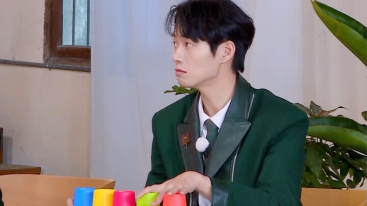 Kak, kok bisa sih kamu ngomong “Dia pasti enggak bakal menang” dengan muka polos begitu?! [Wei Daxun