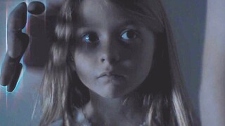 There are often supernatural phenomena in the villa. It turns out that someone has traveled through 