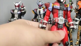 20 có thể xử lý được đường xuyên của shf Kamen Rider King! Thợ thủ công tính 300 để làm công, tiết l