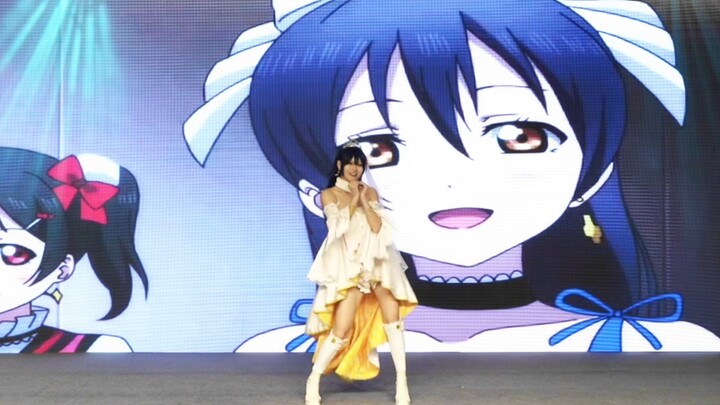 Maaf, dewa ciuman Ha yang luar biasa lucu ini benar-benar menari dengan sangat imut di acara komik!