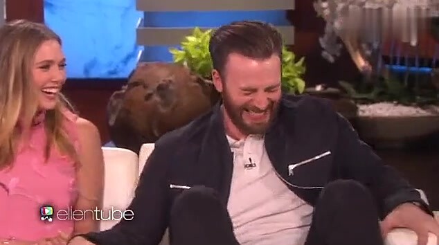Captain America membuat Black Widow ketakutan terlebih dahulu, lalu Wanda, dan pada akhirnya mendapa
