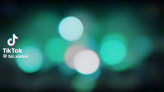 tri thức«cre:trong video»