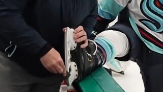 لماذا يجب علينا تنظيف بقايا الجليد من الزلاجات الجليدية في الوقت المناسب؟