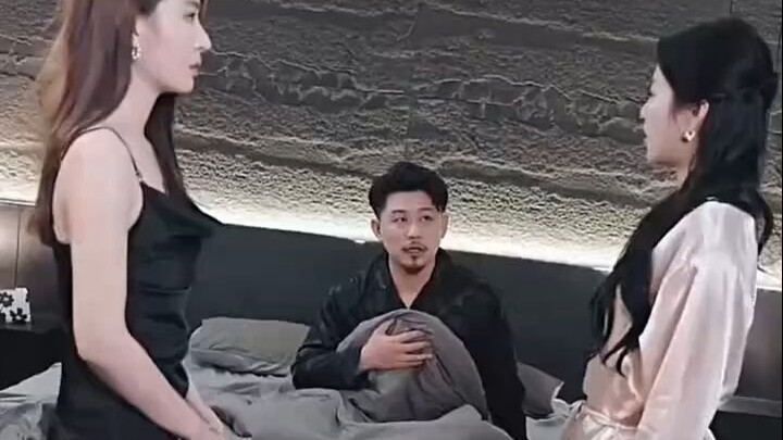"Những người rời xa tôi không thể ở lại" là một vở kịch ngắn được nhiều người yêu thích, vở kịch ngắ