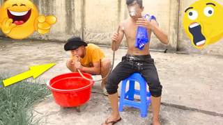 พยายามอย่าหัวเราะ - with Flour - Comedy Videos by Sml Troll Ep30