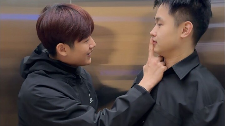 Khoảng cách giàu nghèo giữa các đồng nghiệp