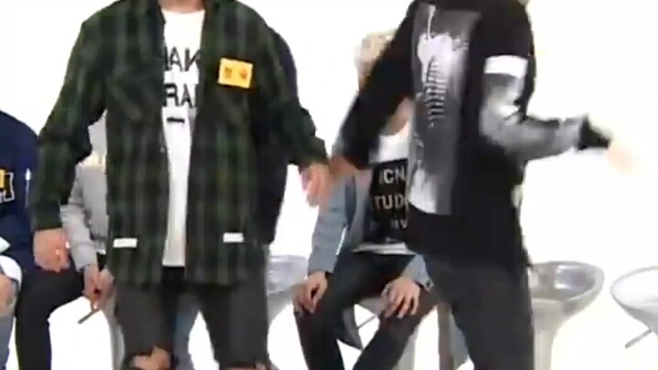 กลุ่มสาวเต้นโคฟเวอร์ 3J