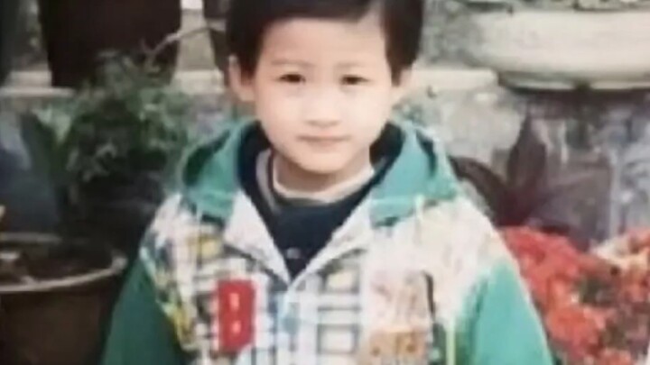 [Tan Jianci] ฉันได้ยินมาว่ามีผู้มาใหม่หลายคนกำลังศึกษาโบราณคดี ฉันสงสัยว่าพวกเขาจะผ่านการสอบที่โบราณ