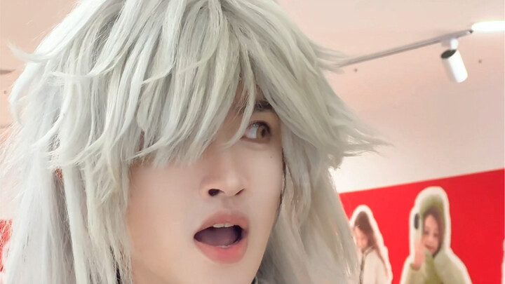 นัดคอสเพลย์กับเพื่อน เขาก็เสนอตัวละครใหม่มาตัวหนึ่ง…