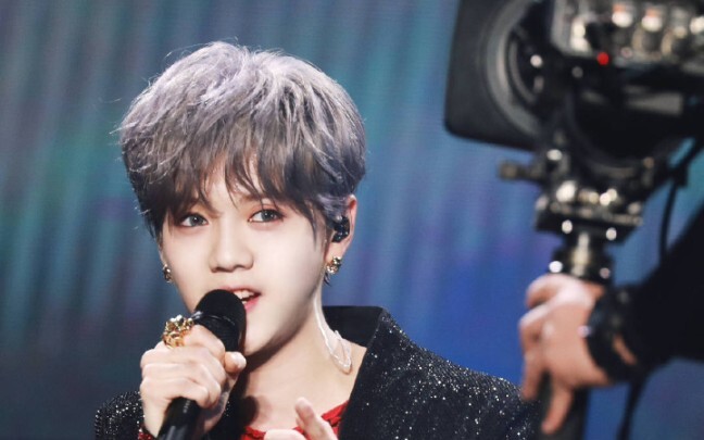 [Sweet Honey Live] What Happens When Lu Han Sings Without a Million-Dollar Sound Engineer?