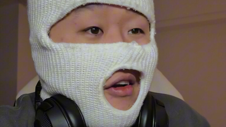 สำหรับผู้เล่น FPS แล้ว ตัวตนที่พวกเขาแสดงออกนอกบ้านล้วนเป็นสิ่งที่พวกเขาสร้างขึ้นเอง