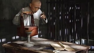 Qianlong gave Liu Yong a broken sword, ordering him to take his own life, and Heshen was overjoyed.